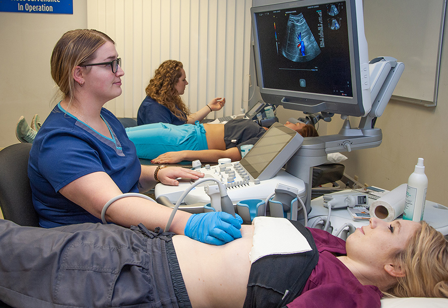 South Hills Diagnostic Medical Sonography Students Prepare for Clinical Internships